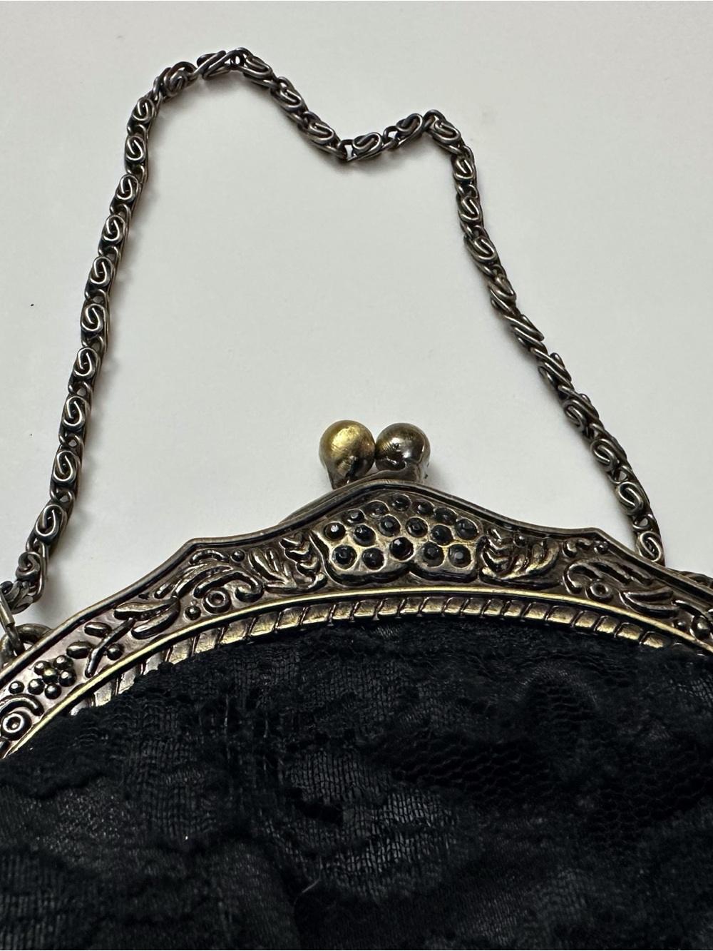 Vintage Urban Renewal Black Lace Handbag with Ornate Kisslock goth Party - Picture 8 of 8
